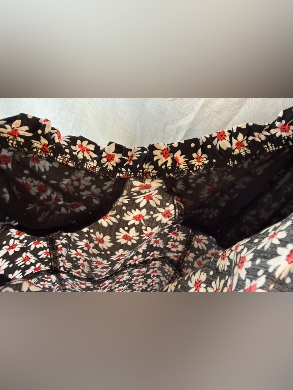 Zara Daisy Mini Dress Black White Red Phoebe Floral Print Puff Sleeve Size Small - Picture 8 of 12